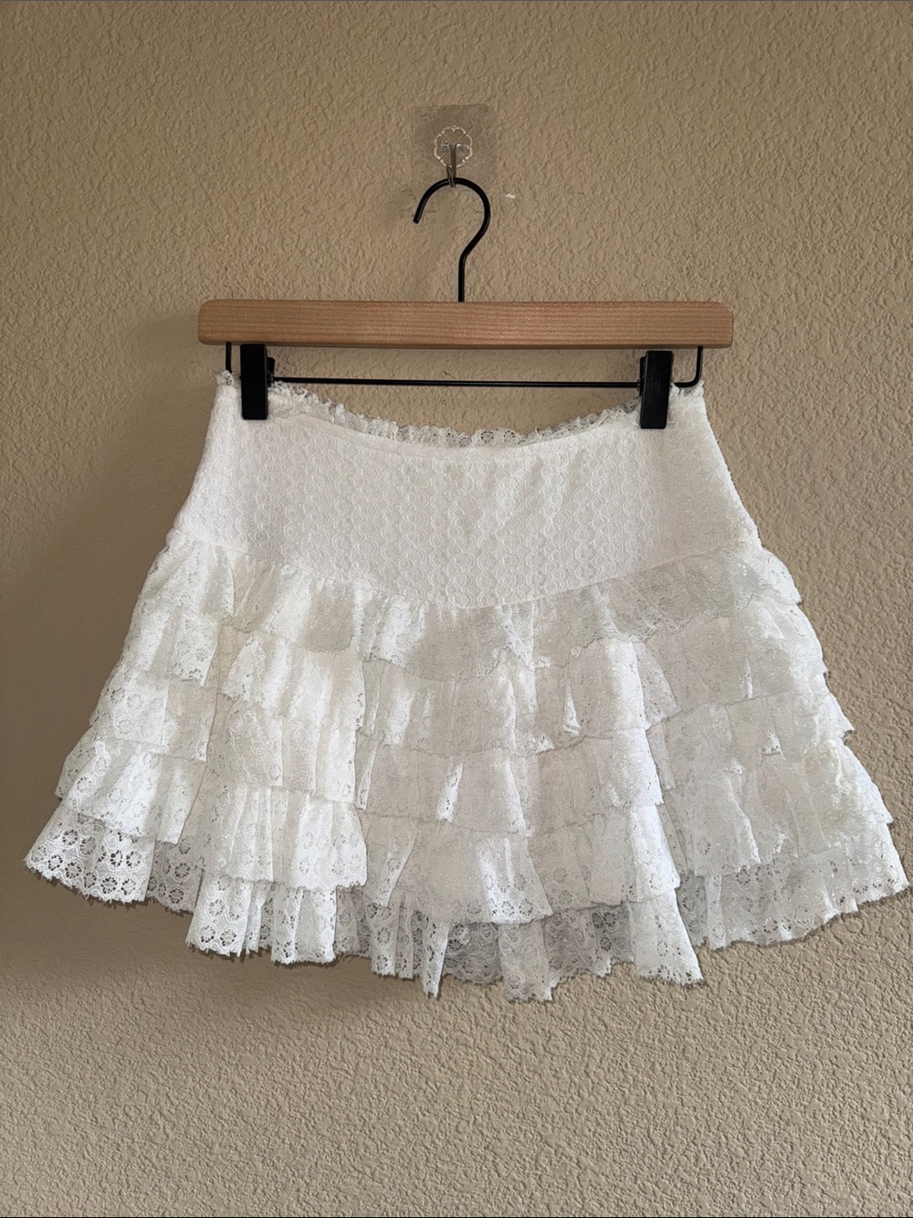 American Eagle Tiered Ruffle Skirt White Size Small